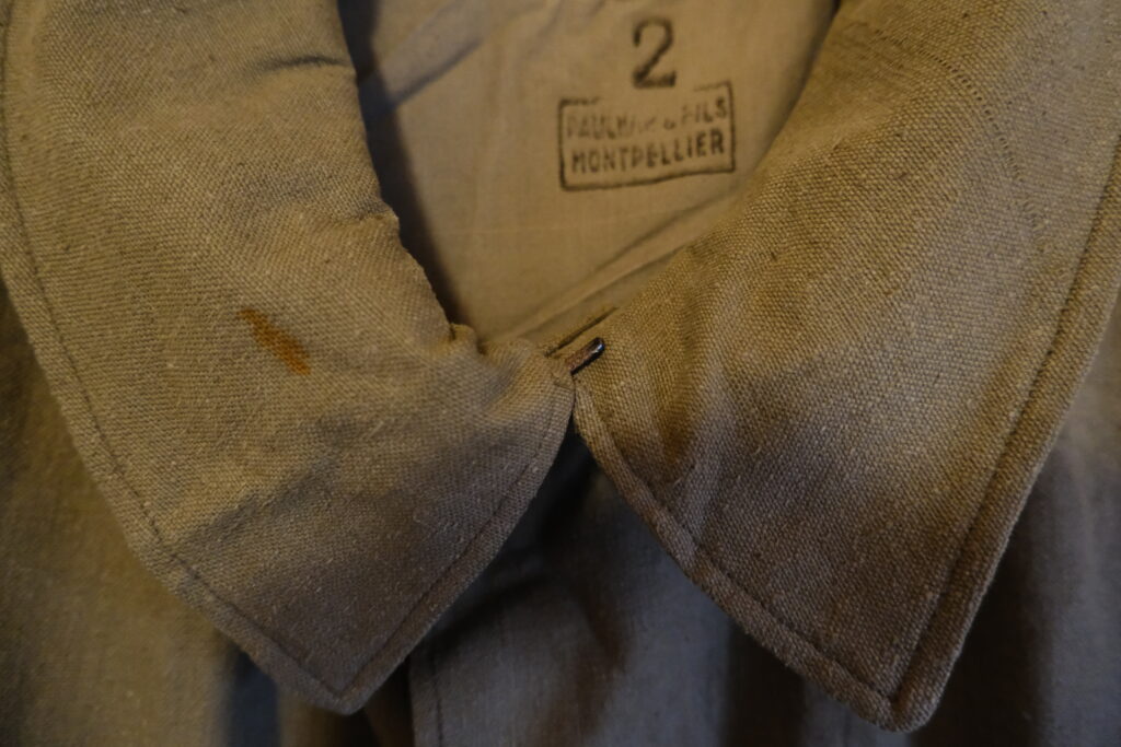 フランス軍モーターサイクルコートM35-ボタン留め具